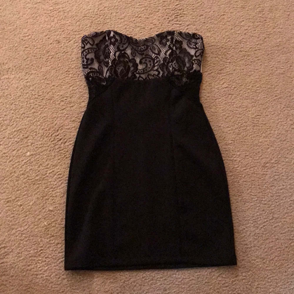 Lace dress